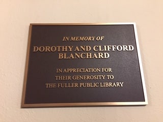 Cast bronze donor plaque at Fuller Public Library, Hillsboro NH